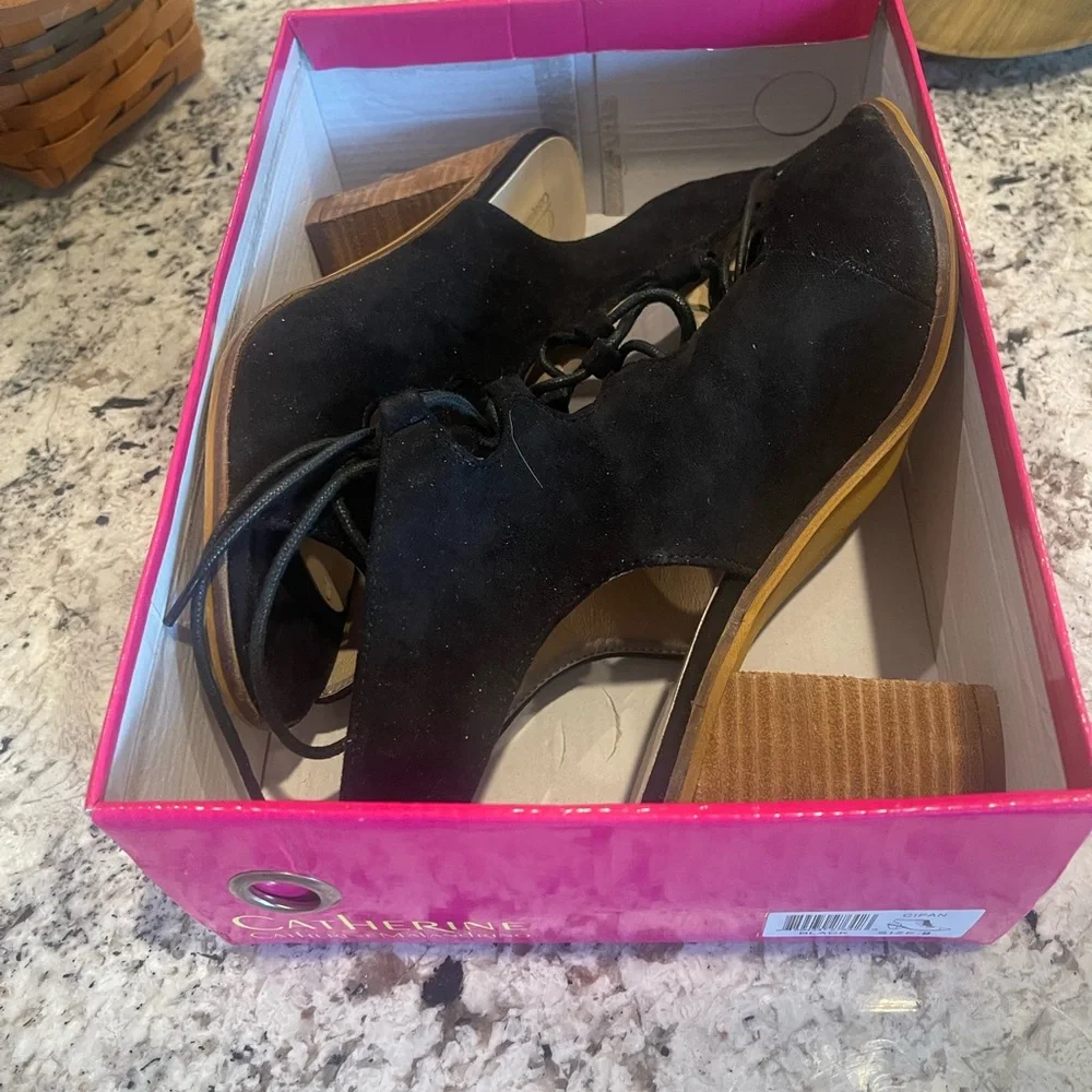 Catherine malandrino copan suede boots bootie black 9 m
